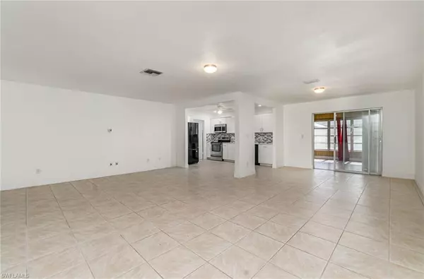 Lehigh Acres, FL 33936,209 Jayview AVE