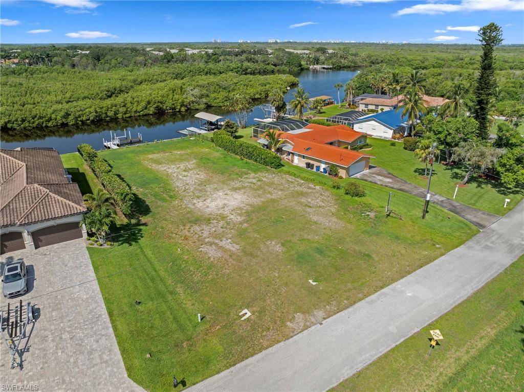 Estero, FL 33928,4947 Riverside DR