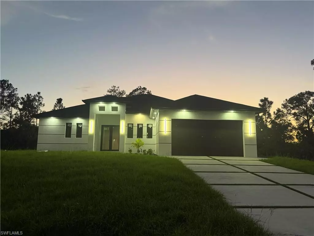 Lehigh Acres, FL 33972,1421 Poinsettia AVE