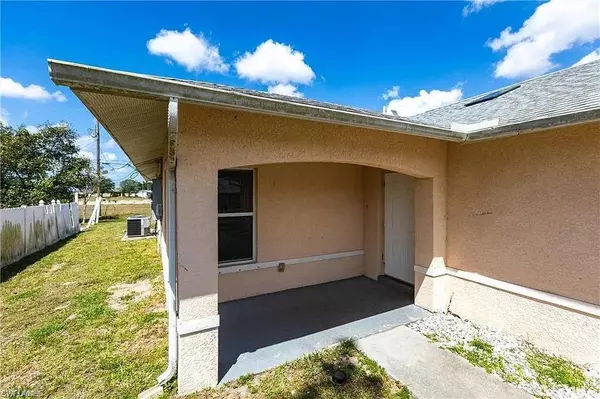 Cape Coral, FL 33909,2130 NE 8th PL