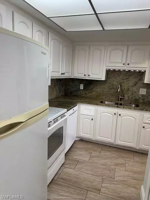 Fort Myers, FL 33901,3704 Broadway #305