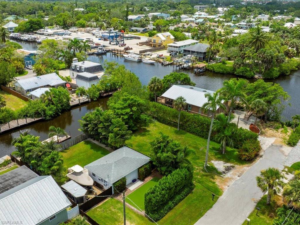 Naples, FL 34112,2977 Poplar ST