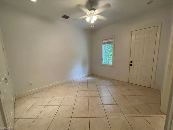 4116 Studio Apartment #2 15th AVE SW, Naples, FL 34116