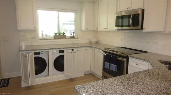 Naples, FL 34102,1100 8th AVE S #203A