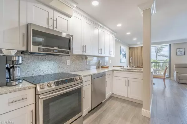 Marco Island, FL 34145,10 Tampa PL #503