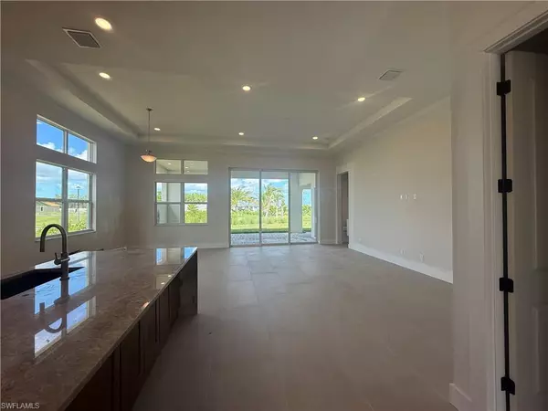 Naples, FL 34114,8705 Driftwood DR