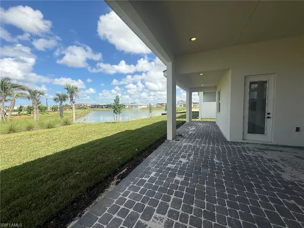 Naples, FL 34114,8705 Driftwood DR