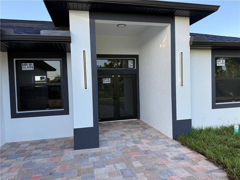 Lehigh Acres, FL 33976,3905 33rd ST SW