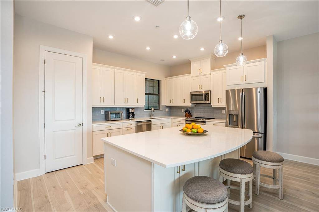 Naples, FL 34114,15257 Zeno WAY #202