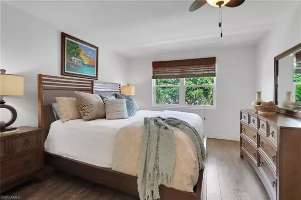 Naples, FL 34102,1021 3rd ST S #306