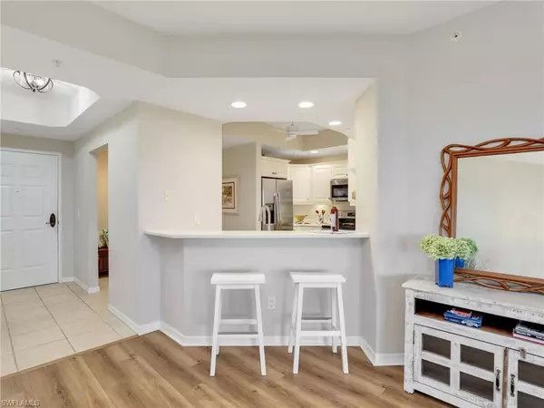 Naples, FL 34110,1001 Arbor Lake DR #102