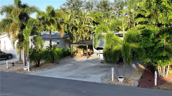 Fort Myers, FL 33905,5680 MAPLEWOOD CT