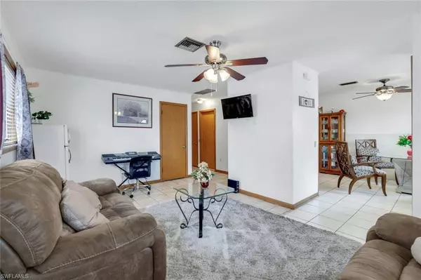 Naples, FL 34108,514 105th AVE N