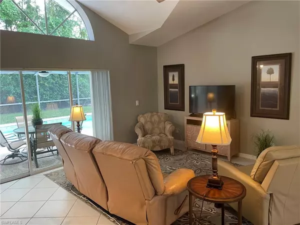 Naples, FL 34104,157 Saint James WAY