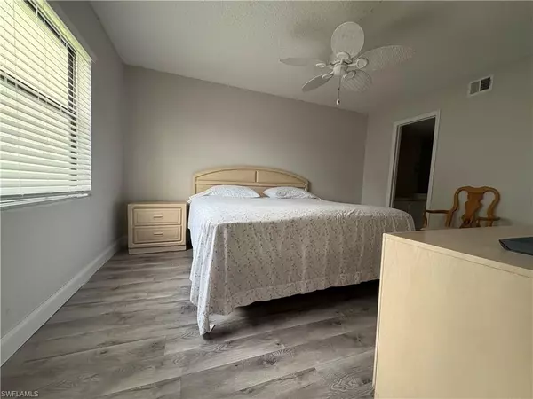 Naples, FL 34116,4346 27th CT SW #102