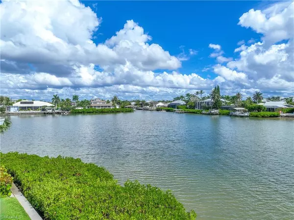 330 Kon Tiki DR ##A28, Naples, FL 34113