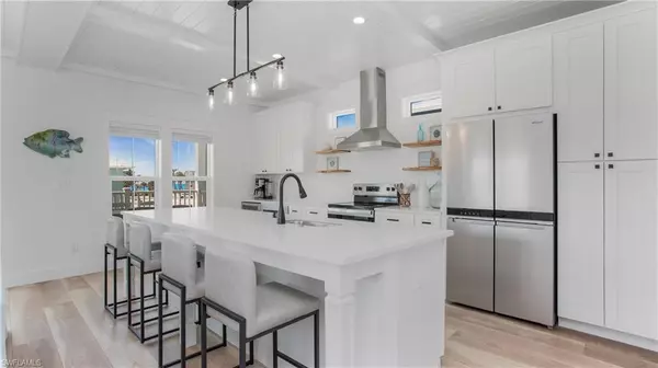Fort Myers Beach, FL 33931,289 Lazy WAY