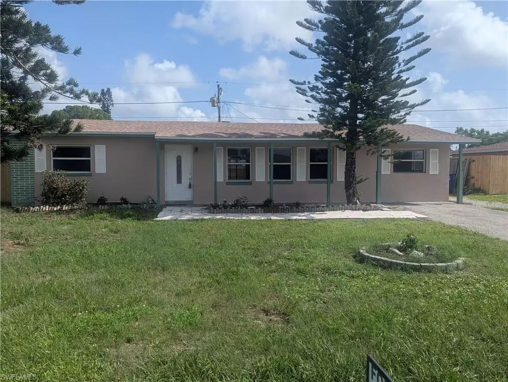 Fort Myers, FL 33967,18165 Iris RD