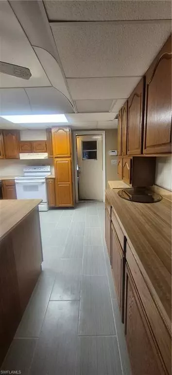North Fort Myers, FL 33917,8251 Aviary ST