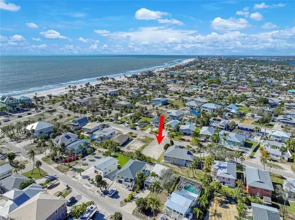 Fort Myers Beach, FL 33931,144 Hercules DR