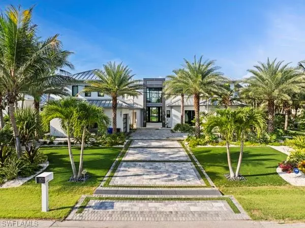 Naples, FL 34102,2201 Shad CT