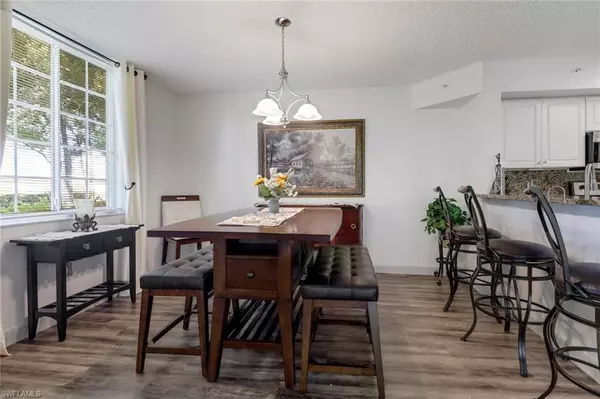 Naples, FL 34104,1160 Wildwood Lakes BLVD #9-108