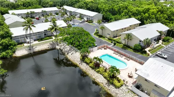 4621 Bayshore DR #Q4, Naples, FL 34112