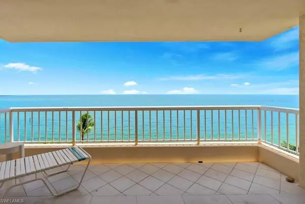 Marco Island, FL 34145,990 Cape Marco DR #707