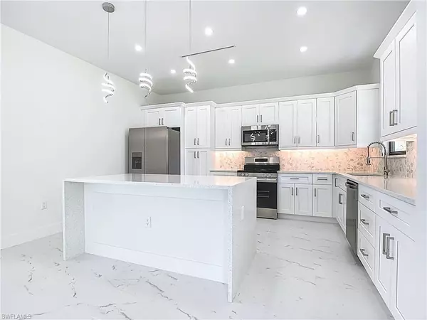 Naples, FL 34120,4193 47th AVE NE