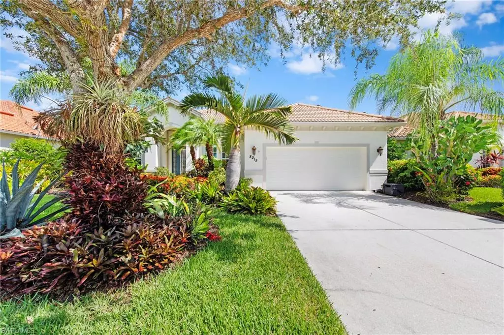 Naples, FL 34104,8215 Potomac LN