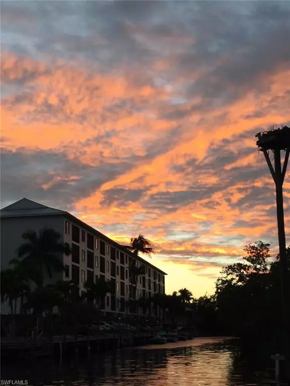 Bonita Springs, FL 34134,5220 Bonita Beach RD SW #302
