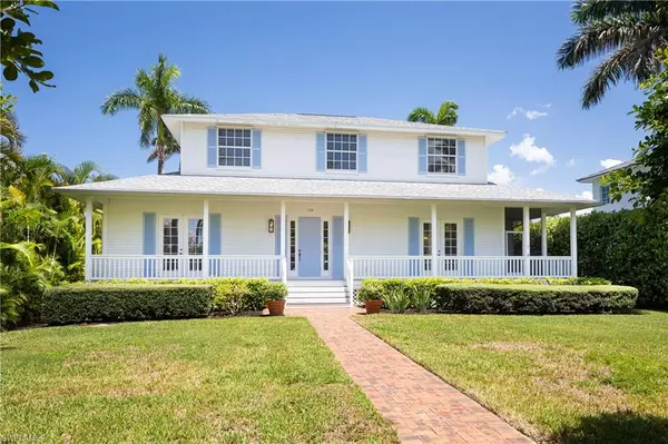 Naples, FL 34102,155 1st AVE S