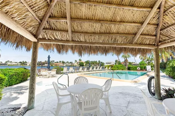 Marco Island, FL 34145,838 W Elkcam CIR #302