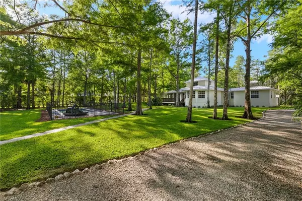 Naples, FL 34119,5271 Cherry Wood DR