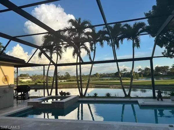 4919 Cerromar Dr, Naples, FL 34112