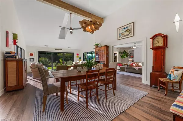 Naples, FL 34105,397 Edgemere WAY N #11