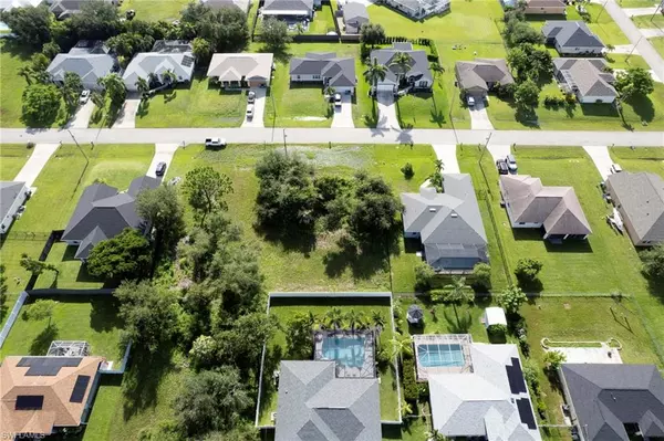 Cape Coral, FL 33991,1502 SW 19th AVE