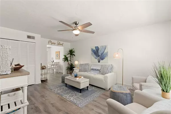 Marco Island, FL 34145,1353 Delbrook S #G5