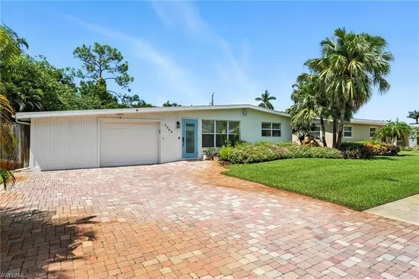 Naples, FL 34103,1063 22nd AVE N