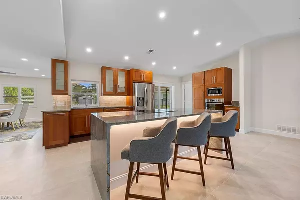 Naples, FL 34116,5096 Boxwood WAY