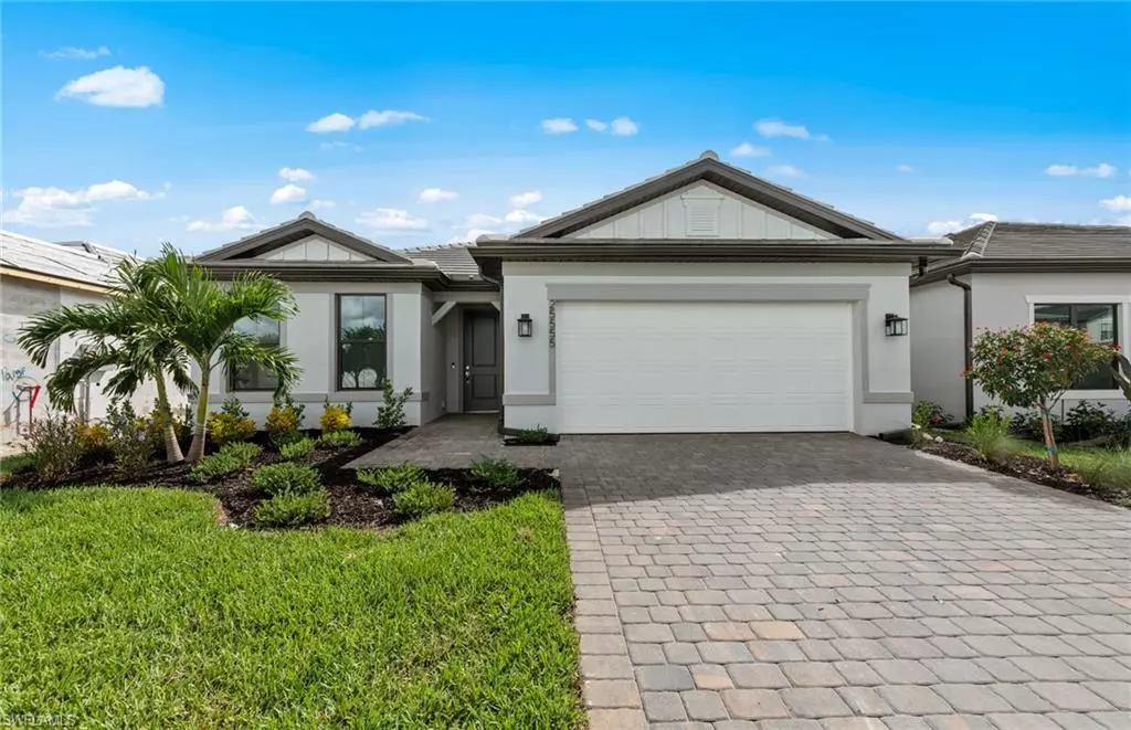 Bonita Springs, FL 34135,25555 Shoreline Gaze DR
