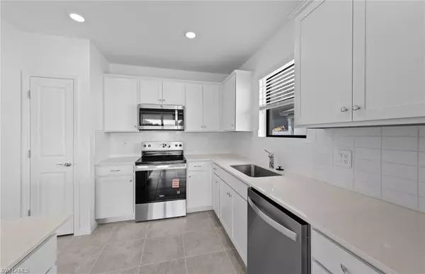 Lehigh Acres, FL 33936,616 Lakeside Oasis AVE