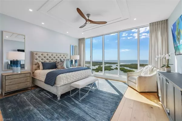 Naples, FL 34110,13925 Old Coast RD #PH02