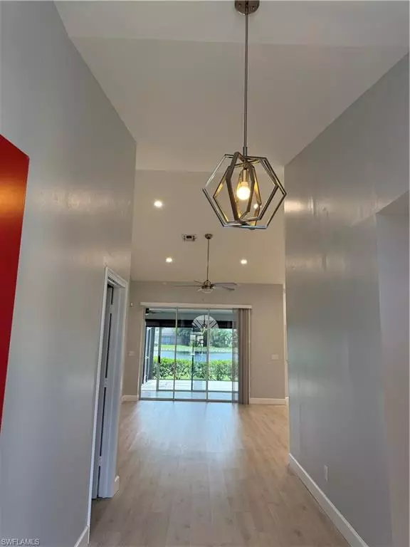 Naples, FL 34104,6637 Vancouver LN