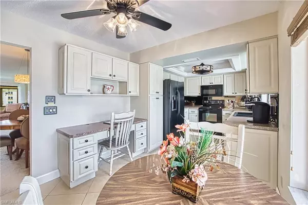 1784 Augusta DR #202, Fort Myers, FL 33907