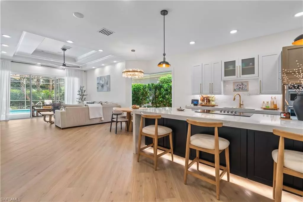 Naples, FL 34119,3083 Santorini CT