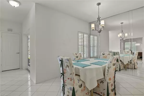 Naples, FL 34108,824 Tanbark DR #104