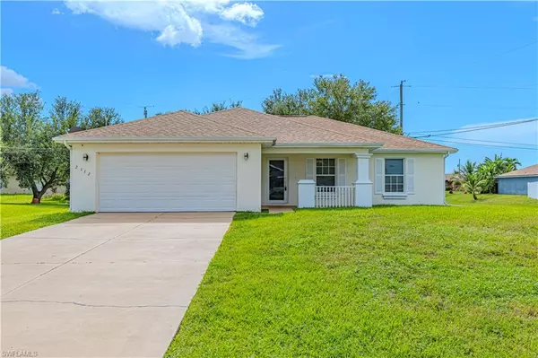 2112 NE 15th PL, Cape Coral, FL 33909