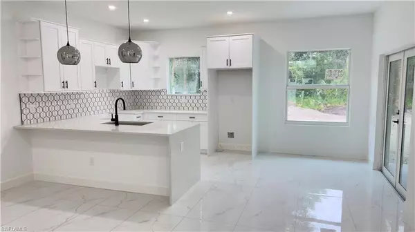 Naples, FL 34117,3997 18 AVE SE