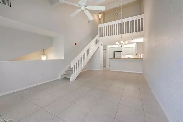 60 Emerald Woods DR #B 5, Naples, FL 34108